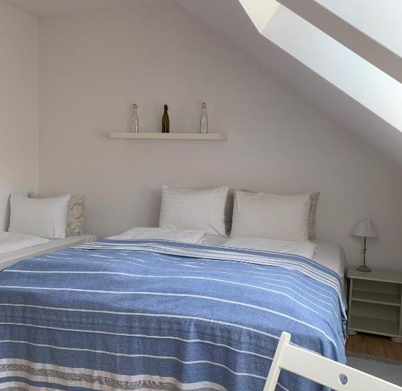 Трехместный Номер Комфорт, Barcelona Rooms