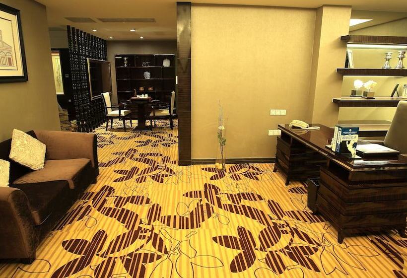 디럭스 스위트, Country Garden Phoenix Hotel, Xinganmeng