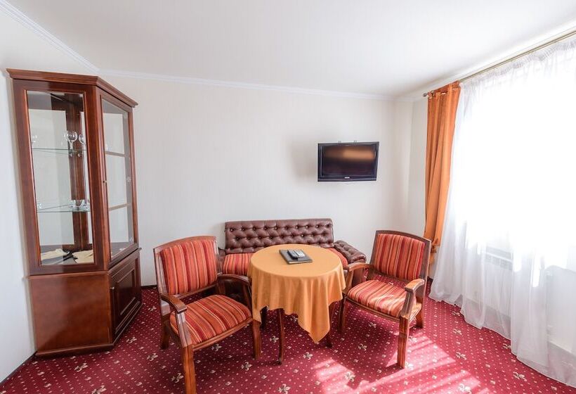 주니어 스위트, El