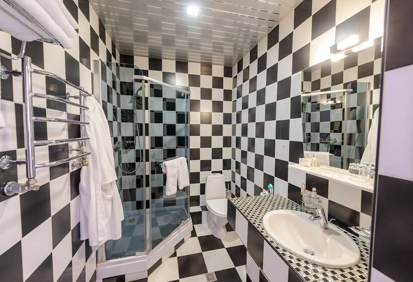 주니어 스위트, El