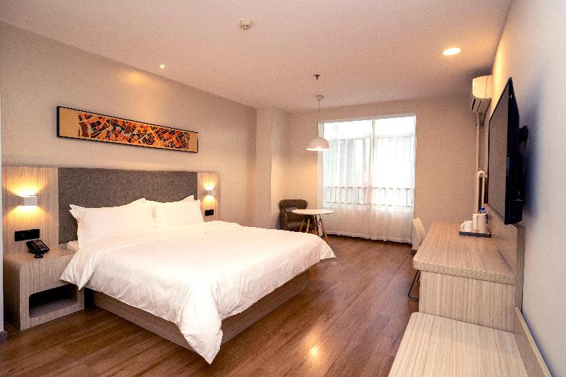 Quarto standard, Hanting  Shangluo Times Huacheng