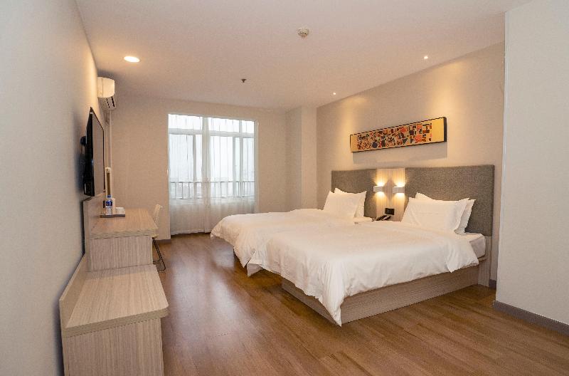 Quarto Familiar, Hanting  Shangluo Times Huacheng