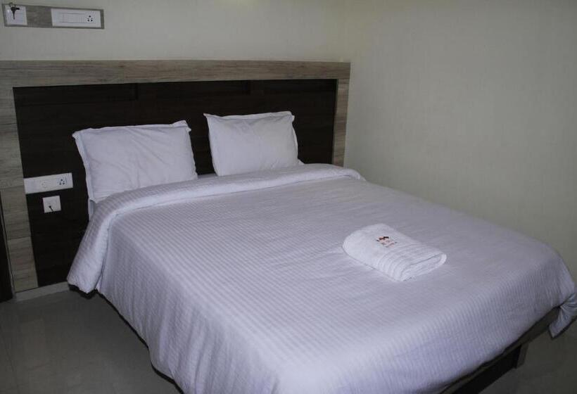 Standardrum, Jeyam Residency