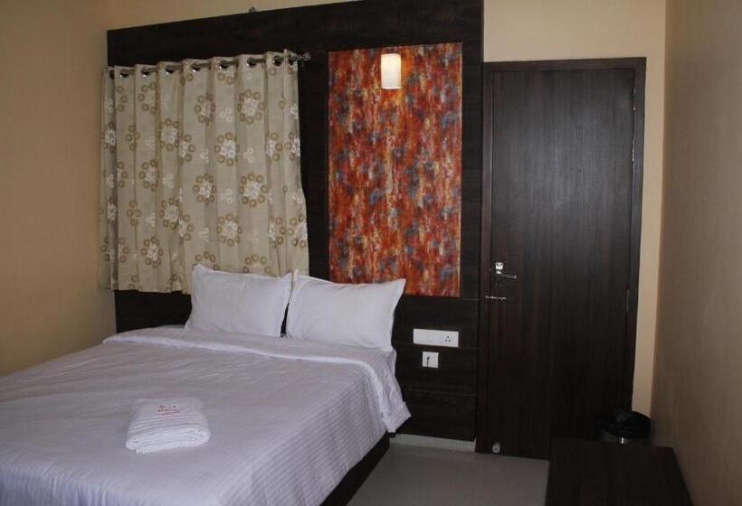 Standardrum, Jeyam Residency