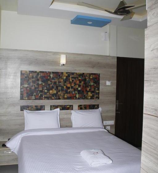 Standardrum, Jeyam Residency