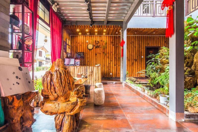 패밀리 방갈로, Stone Forest Mijia Guest House