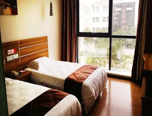 ファミリールーム, Thank Inn Chain Hotel Hebei Cangzhou Qing County Nanhuan Road