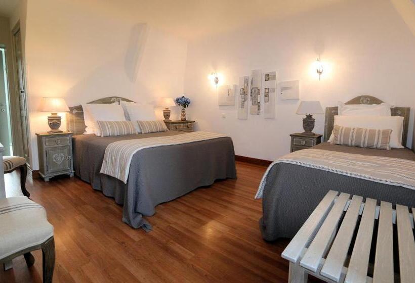 Трехместный Номер Superior, De La Pagézie