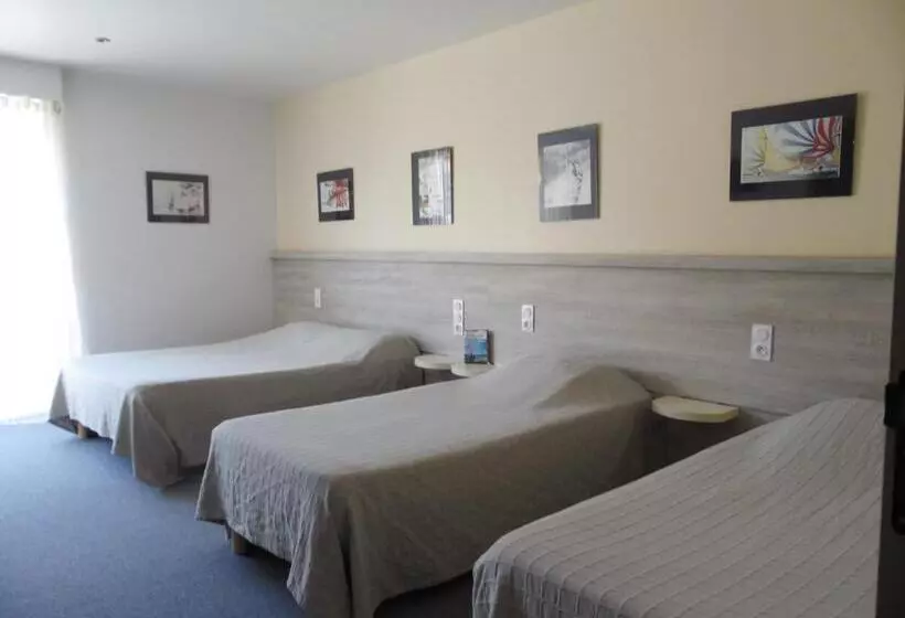スタンダード４人部屋, Hôtel Du Petit Matelot