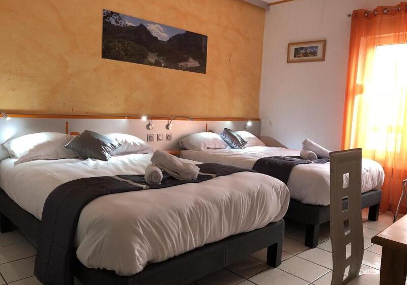 스탠다드 룸, Logis Hôtel Restaurant Bellevue