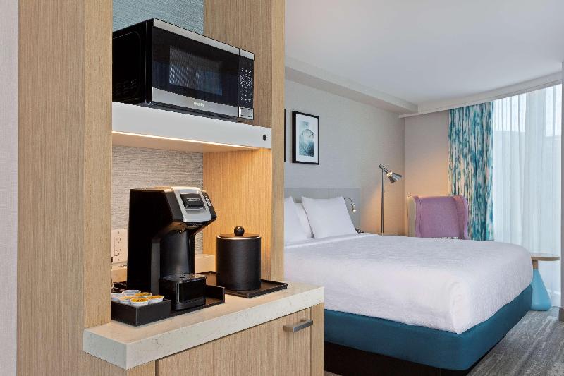 غرفة قياسية سرير كينج, Hilton Garden Inn Boston Brookline, Ma
