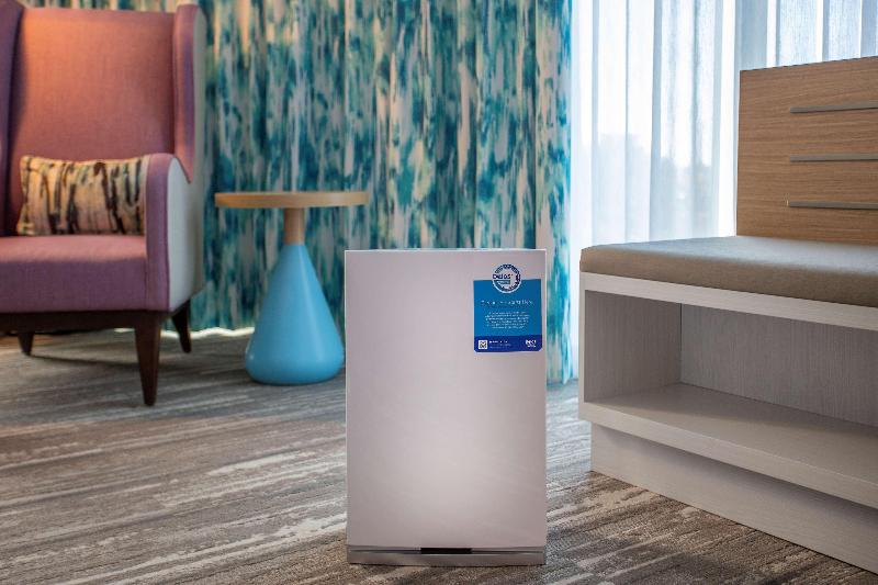 غرفة قياسية سرير كينج, Hilton Garden Inn Boston Brookline, Ma