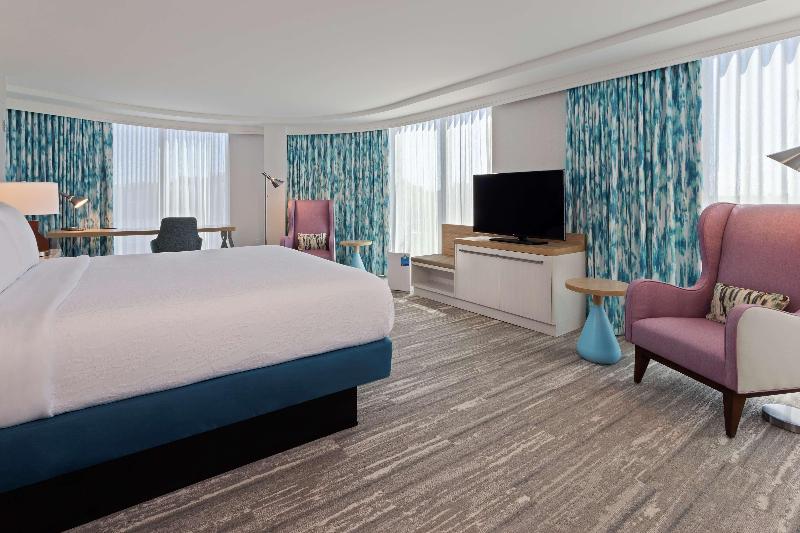 غرفة قياسية سرير كينج, Hilton Garden Inn Boston Brookline, Ma