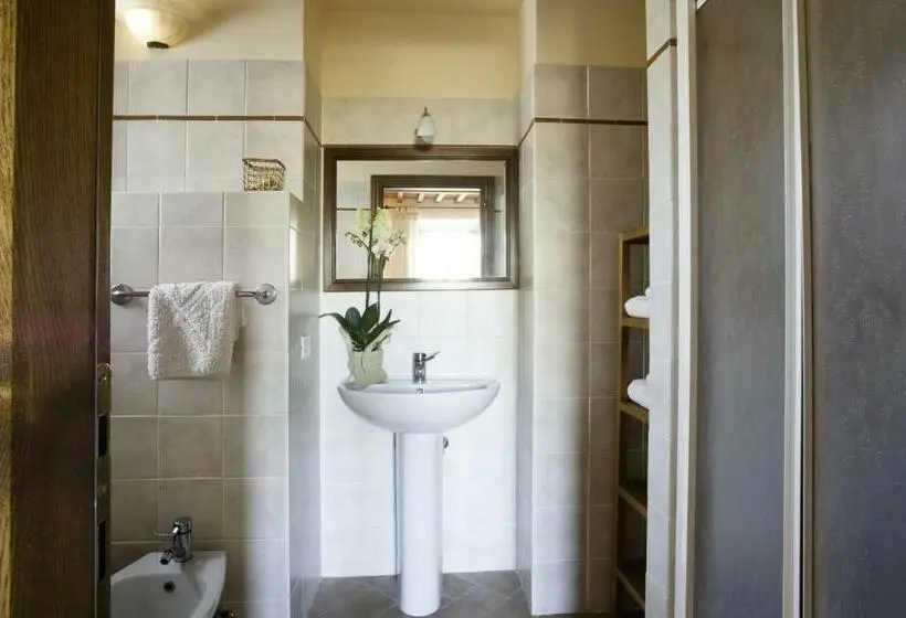 Talo 2 Makuuhuonetta, Agriturismo Incrociata
