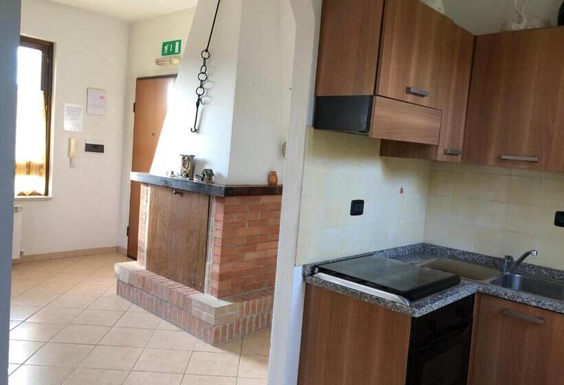 带1个卧室的顶楼公寓, Valle Del Poggio