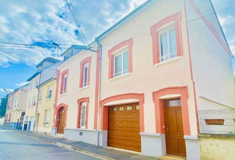 סטודיו סטנדרטי נוף לגינה, Reims Sherpa Guest House