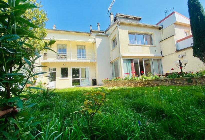 סטודיו סטנדרטי נוף לגינה, Reims Sherpa Guest House