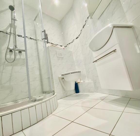 סטודיו סטנדרטי נוף לגינה, Reims Sherpa Guest House