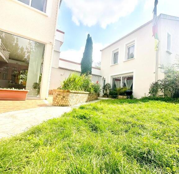 חדר דלוקס, Reims Sherpa Guest House