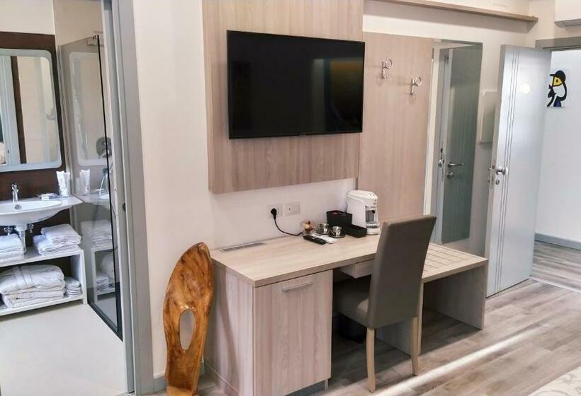 Четырехместный Номер Deluxe, B&b La Stazione