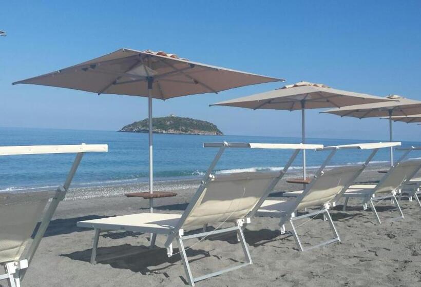 Четырехместный Номер Deluxe, B&b La Stazione