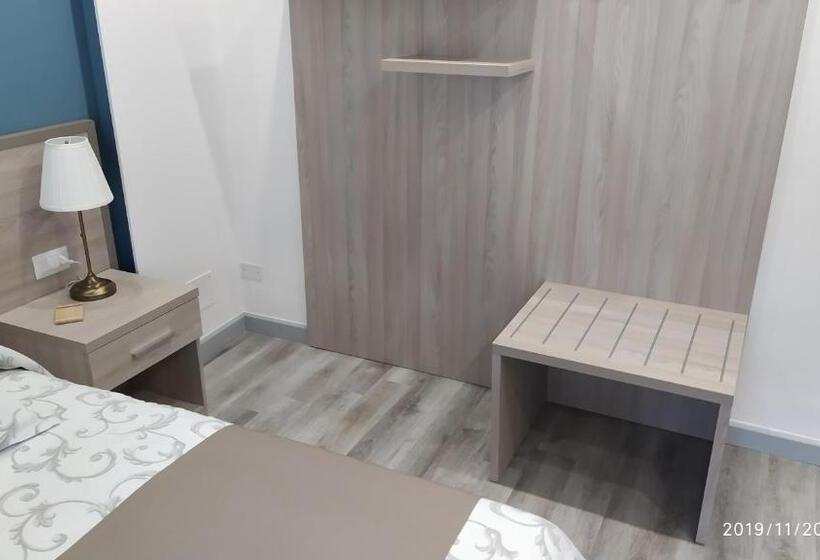 Номер Deluxe с Балконом, B&b La Stazione