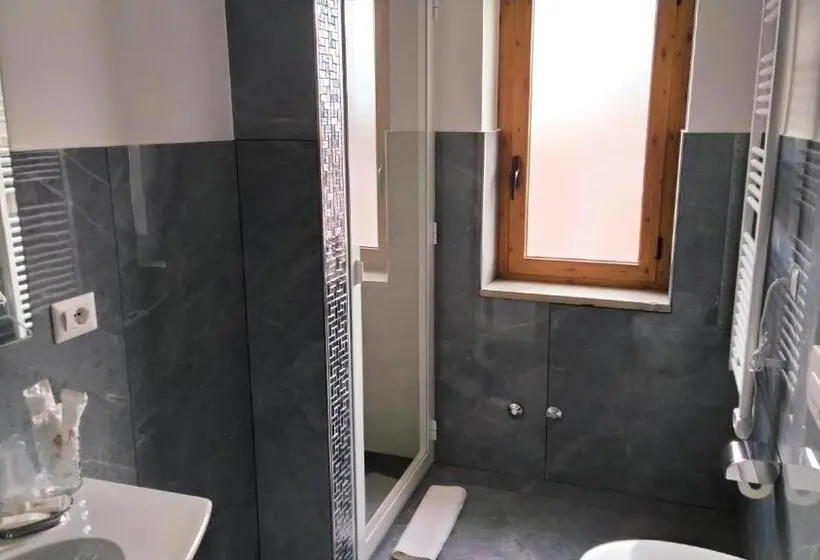 片側に海が見えるデラックスルーム, B&b La Stazione