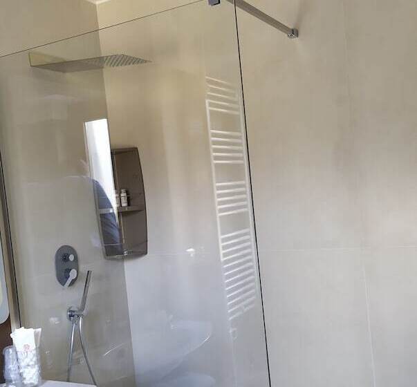 Четырехместный Номер Deluxe, B&b La Stazione