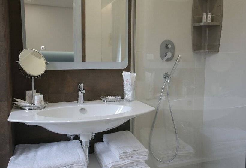 Четырехместный Номер Deluxe, B&b La Stazione