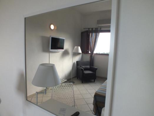 آپارتمان یک خوابه با دری مشترک که هال را جدا می کند., Casale Belvedere