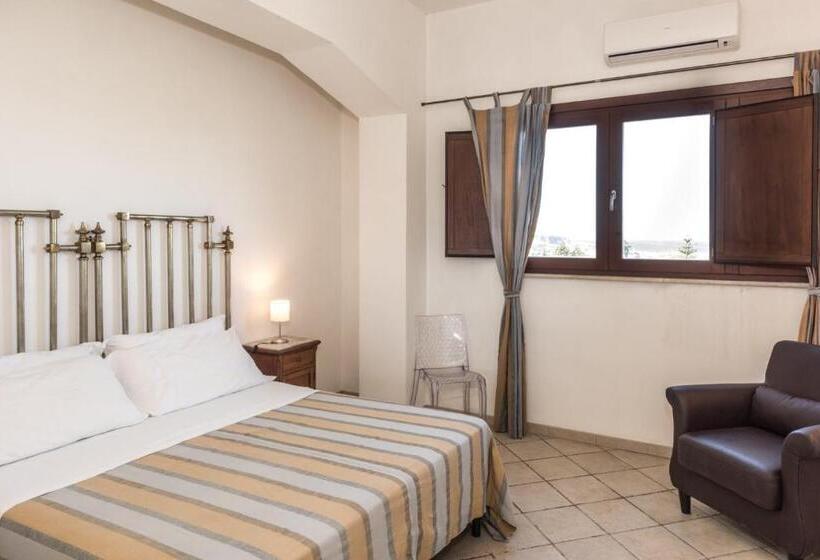 Triple Room Sea View, Casale Belvedere