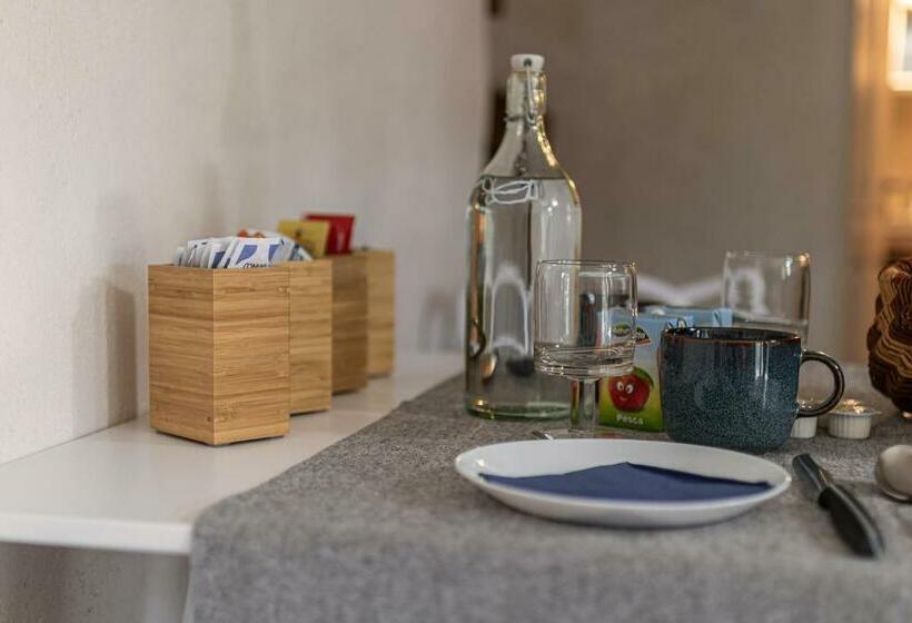 סוויטה נוף להרים, Relais Del Brigante