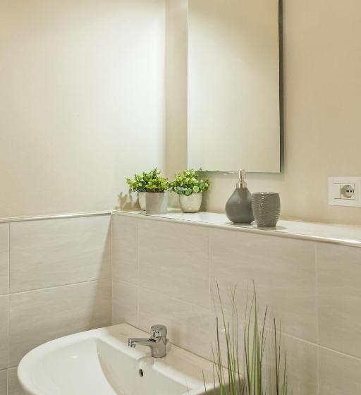 Четырехместный Номер Deluxe, River View