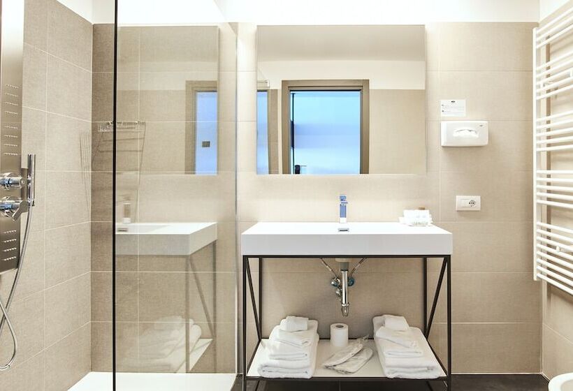 Pokój Deluxe Widok Jezioro, Lago