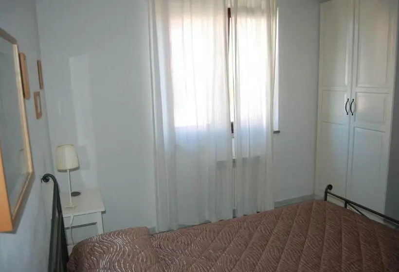 デラックスルーム, I Ginepri B&b