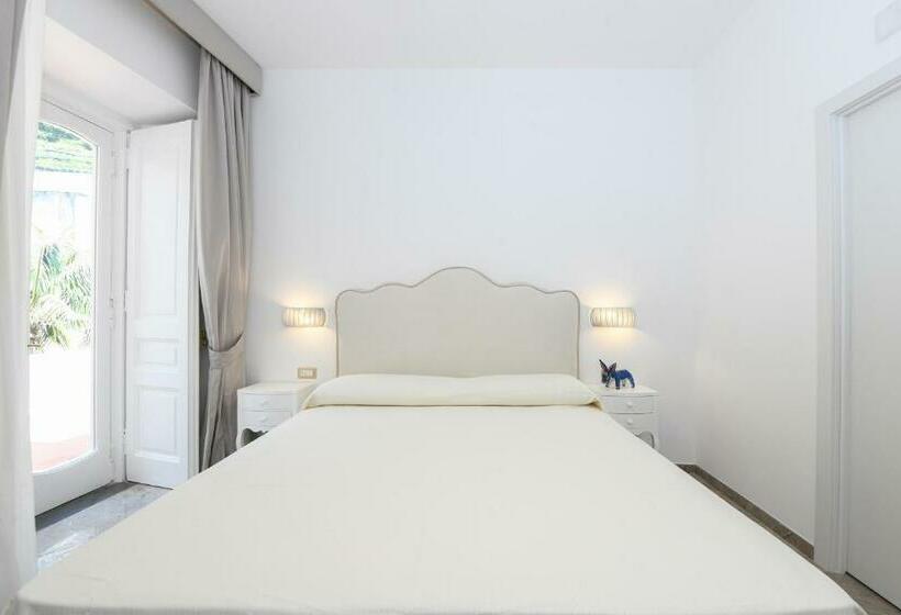 Quarto Deluxe, Palazzo Gargano Amalfi