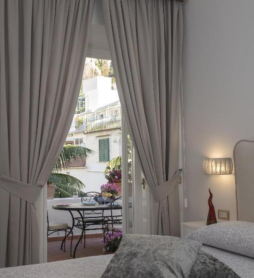 Quarto Deluxe, Palazzo Gargano Amalfi