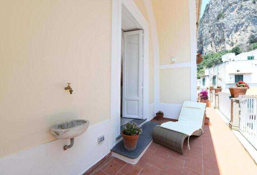 Quarto Deluxe, Palazzo Gargano Amalfi