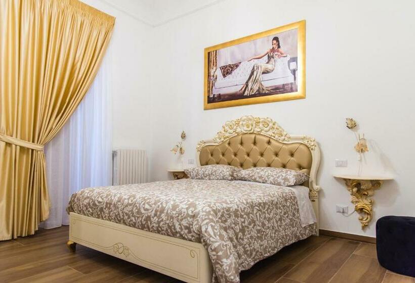 اتاق لوکس با بالکن, Palazzo Le Travi