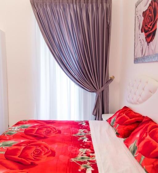 اتاق استاندارد سه تخته با بالکن, Palazzo Le Travi