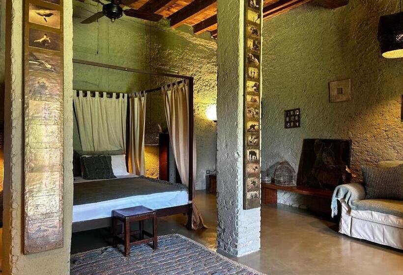 带阳台套房, Wirnica