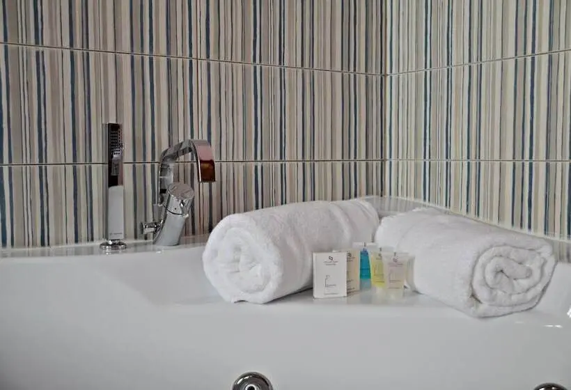 シティビュープレミアムルーム, Tuscany Experience Bnb