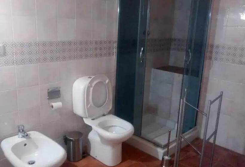 スタンダード4人部屋, Agriturismo La Caraffara Sull Etna
