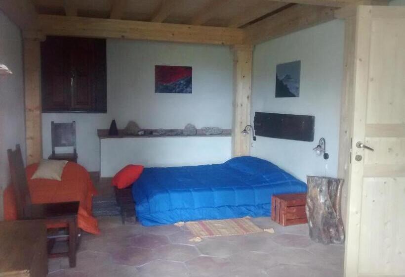 חדר סטנדרט לארבעה, Agriturismo La Caraffara Sull  Etna