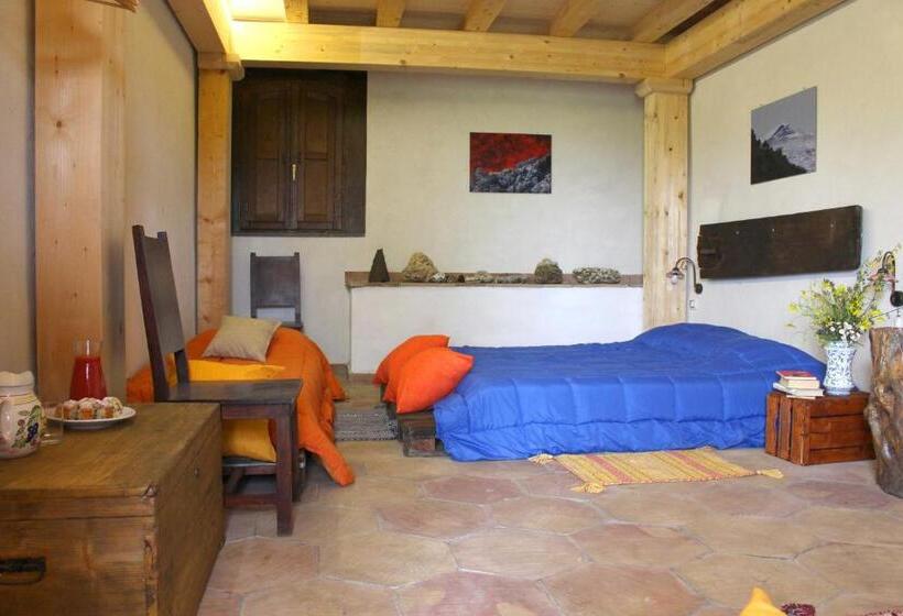 Четырехместный Номер Стандарт, Agriturismo La Caraffara Sull  Etna