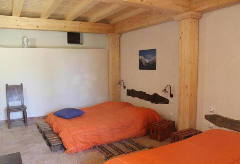 Номер Стандарт Трехместный, Agriturismo La Caraffara Sull  Etna