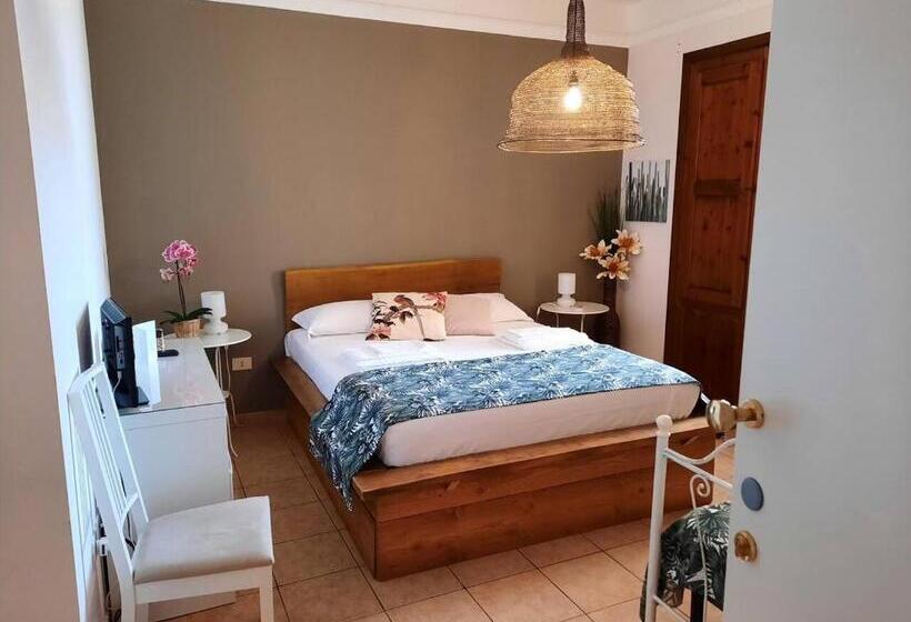 חדר דלוקס לשלושה עם נו לים, Aloha Marzamemi Rooms