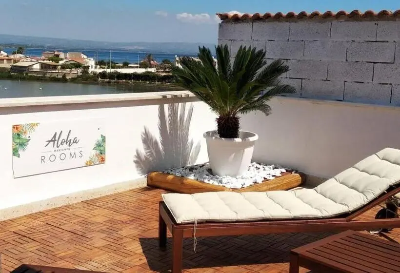 اتاق سه نفره دلوکس با چشم‌انداز دریا, Aloha Marzamemi Rooms