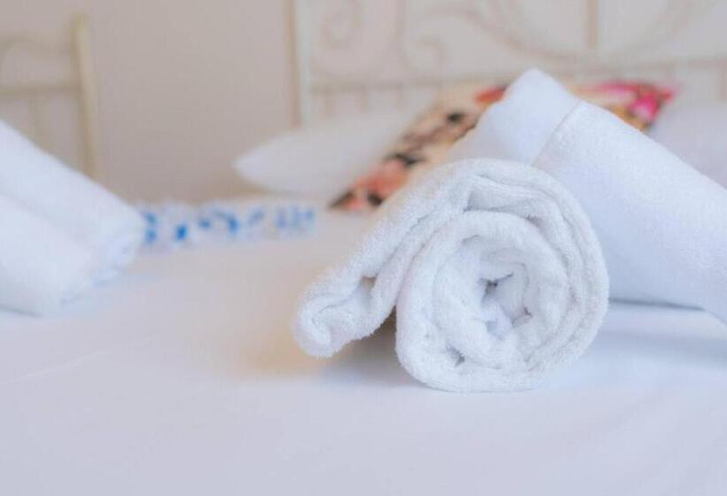 חדר קומפורט לשלושה, Aloha Marzamemi Rooms