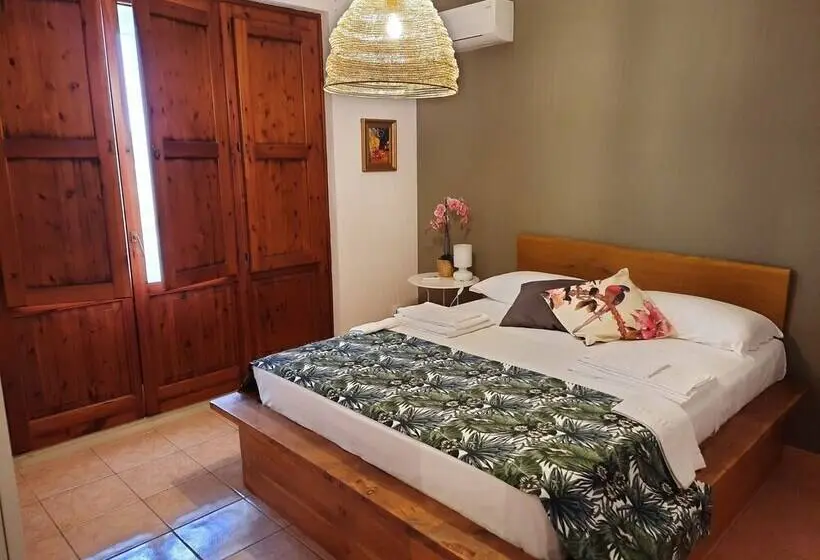 اتاق راحتی سه تخته, Aloha Marzamemi Rooms